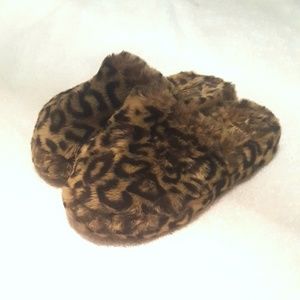 Michael Kors slippers